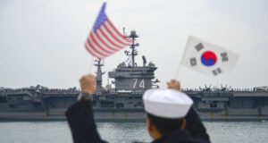 США, Япония и Южная Корея затеяли учения по защите от ракет КНДР
