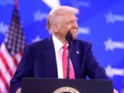 Суд вновь отказал Трампу в отмене компенсации писательнице Кэрролл