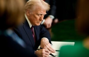 Трамп: с Украиной подписана сделка, по которой США заберут все, что хотят Трамп: с Украиной подписана сделка, по которой США заберут все, что хотят