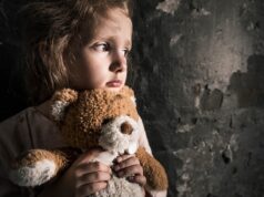 Украинка продавала приемных детей педофилам Украинка продавала приемных детей педофилам
