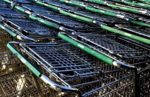 В киевских магазинах наблюдается нехватка продуктов