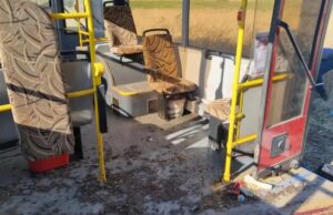 В Запорожской области один мирный житель погиб при ударе по автобусу В Запорожской области один мирный житель погиб при ударе по автобусу