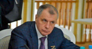 Власти Крыма назвали смену киевского режима условием мира