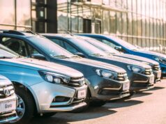 Авторынок России оживает: отечественные автомобили заняли почти две трети рынка Авторынок России оживает: отечественные автомобили заняли почти две трети рынка