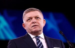 Фицо: Словакия выступает против отказа от права вето в ЕС Фицо: Словакия выступает против отказа от права вето в ЕС