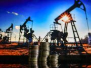 Глава Минфина США Бессент спрогнозировал профицит нефтяного рынка