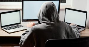 На Украине после 1 августа закрылись все мошеннические колл центры