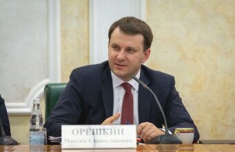 Орешкин: рост зарплат в России сохранится