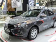 Россия готовится к серийному выпуску беспилотных автомобилей: как изменится российский автопром к 2035 году
