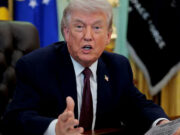 Трамп пообещал 5 тысяч долларов каждому американцу в случае победы республиканцев