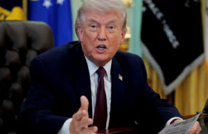 Трамп пообещал 5 тысяч долларов каждому американцу в случае победы республиканцев