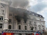 Здание СБУ в центре Киева горит: нанесен удар по украинским террористам  
